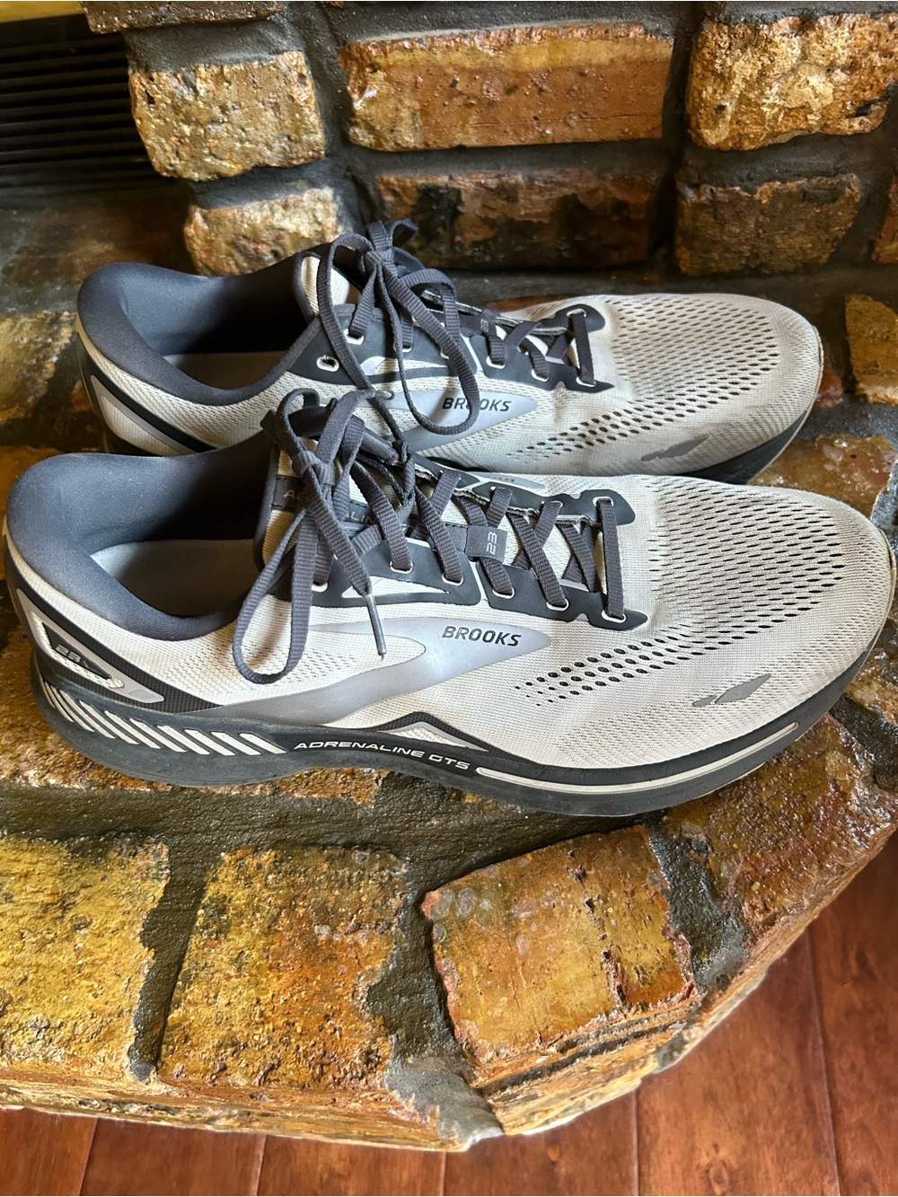 Brooks men’s athletic shoes.